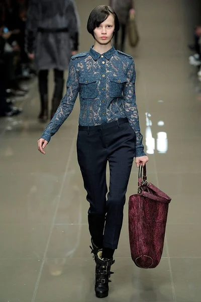 Look 43